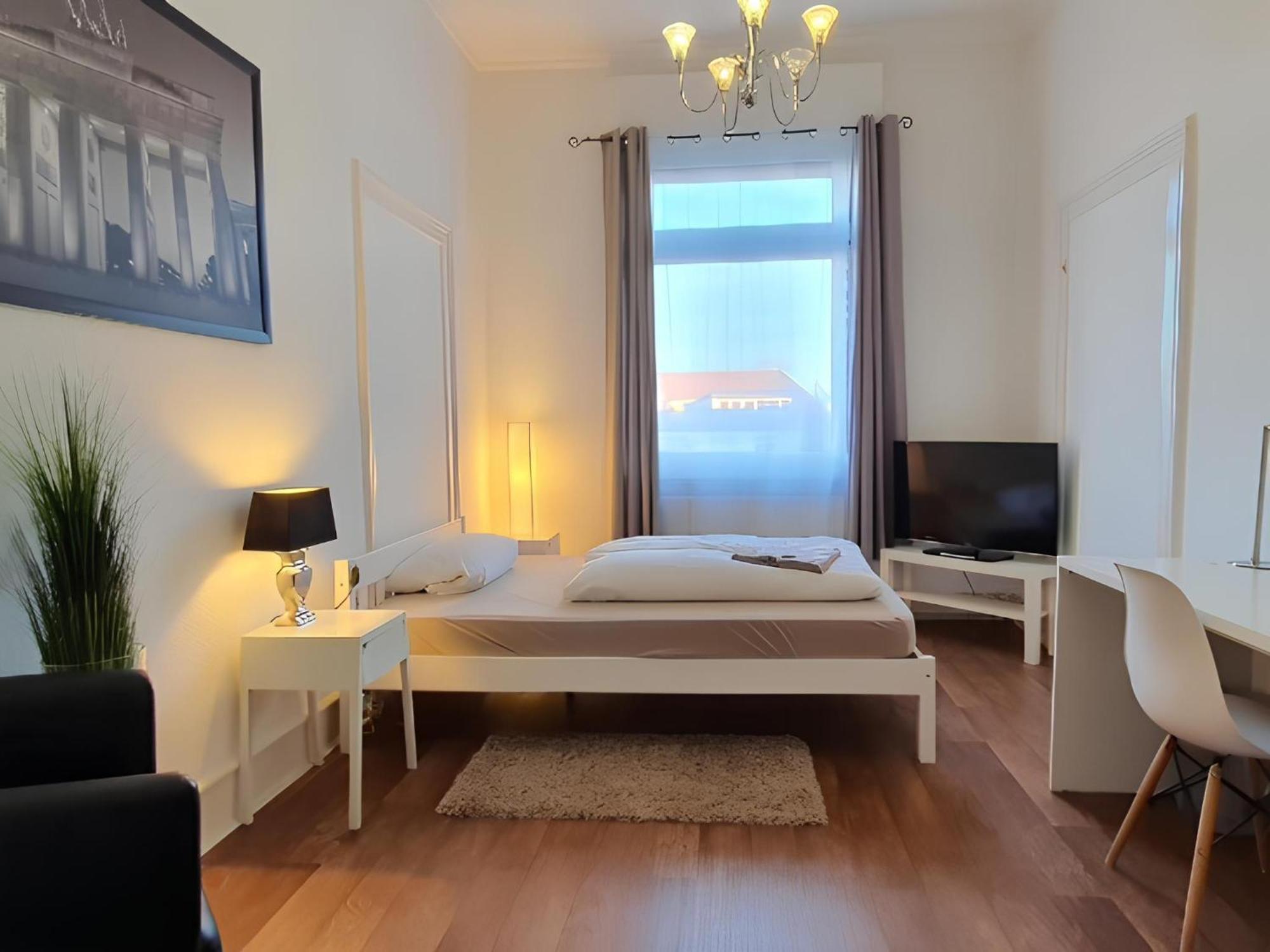 Colodging Mannheim - Private Rooms & Kitchen ภายนอก รูปภาพ